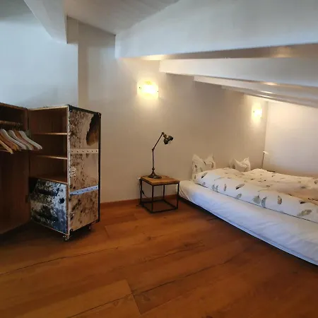 Haus Athos *